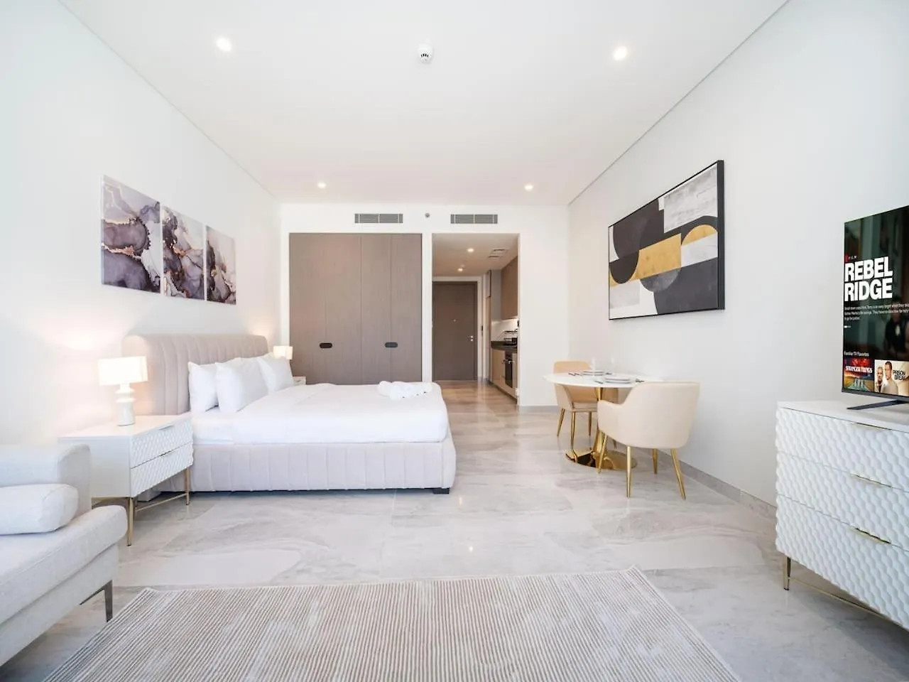 Stunning Studio With Full Burj Khalifa View Dubai Apartment