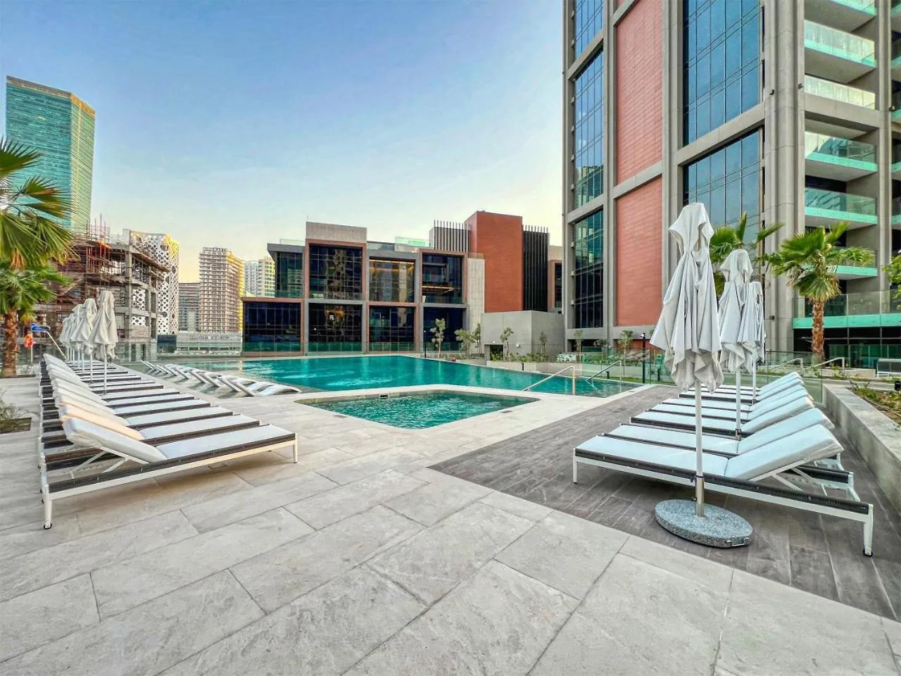 Stunning Studio With Full Burj Khalifa View Dubai Apartment