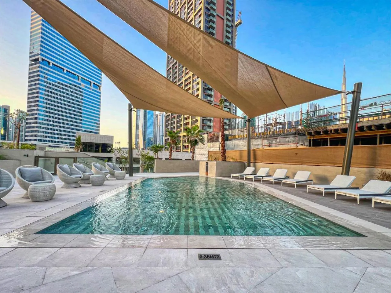Apartment Stunning Studio With Full Burj Khalifa View Dubai