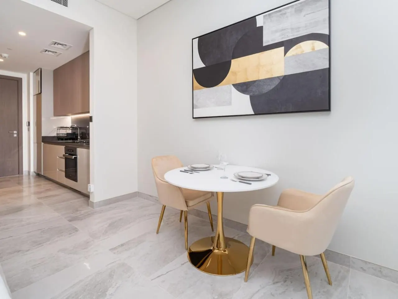 Stunning Studio With Full Burj Khalifa View Dubai